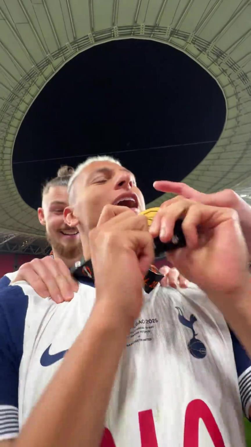 巴西吳奇?。±聿槔@是抑郁癥好了嘛