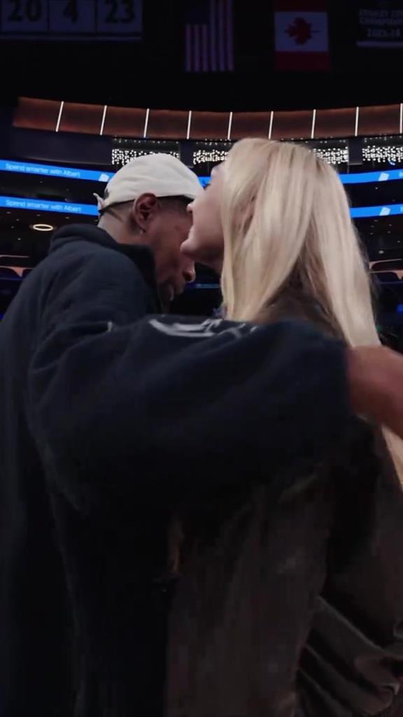 卡梅倫布林克這大長腿，KD都得多看幾眼